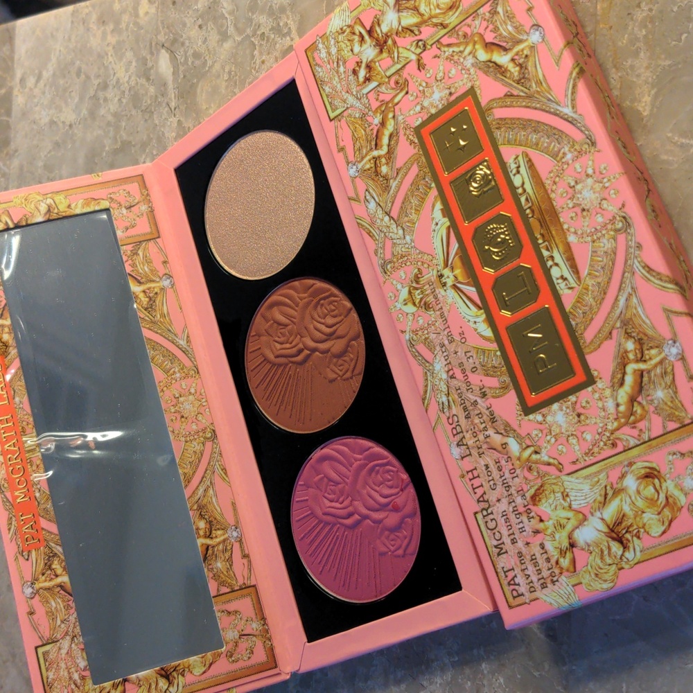 PAT MCGRATH DIVINE BLUSH & GLOW TRIO